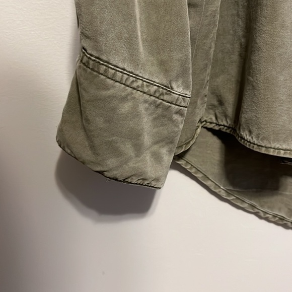 Blouse - Picture 2 of 4